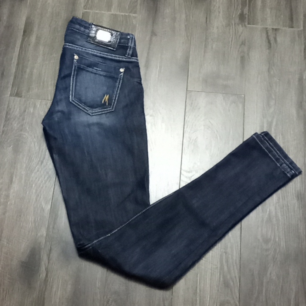 Guess Dark wash skinny Jeans
